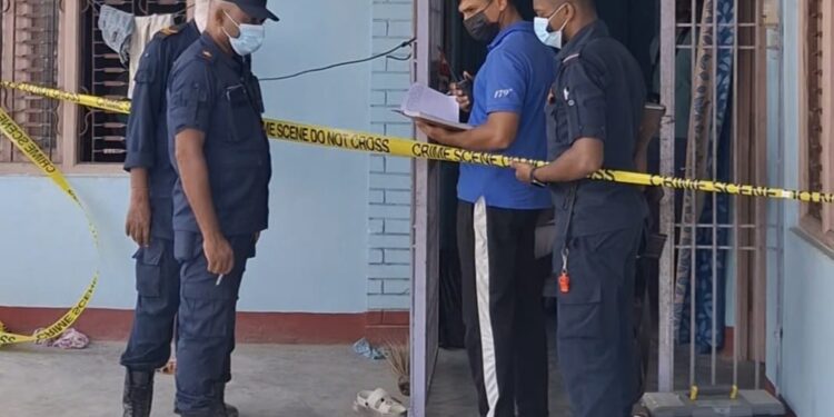 लहानमा दुःखद घटना: आमा र ५ वर्षका छोराको शव फेला, ४ महिनाको शिशु जीवित अवस्थामा उद्धार